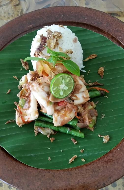 Tempatku Indonesian Restaurant And Rooms Senggigi Luaran gambar