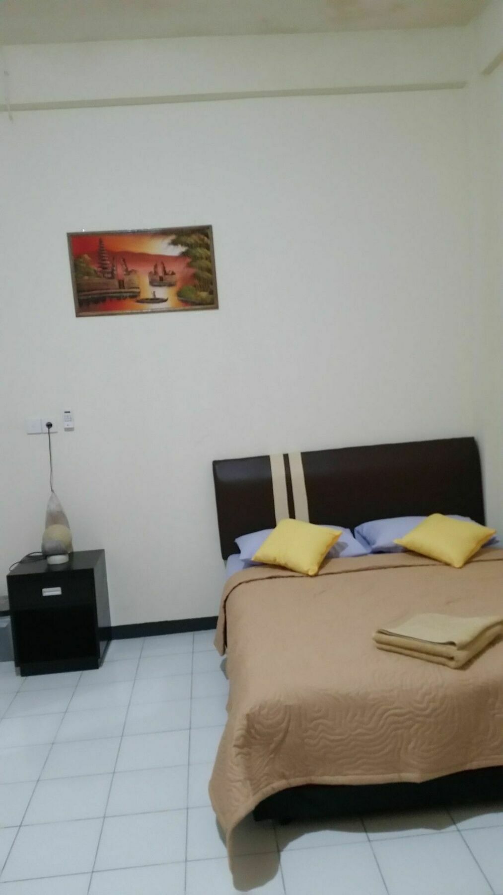 Tempatku Indonesian Restaurant And Rooms Senggigi Luaran gambar